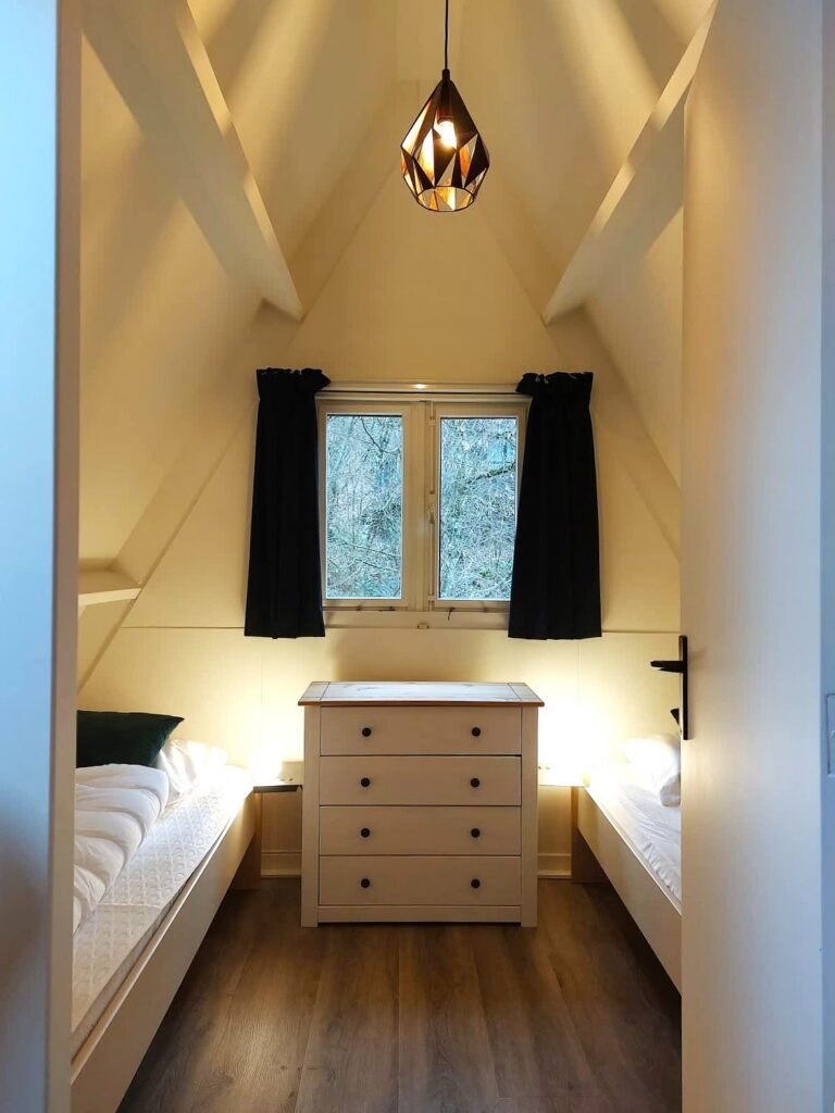 Vakantie Chalet Durbuy - Ardennen - Familie weekendje weg - Nette kamers, comfortabele bedden en voldoende opbergruimte