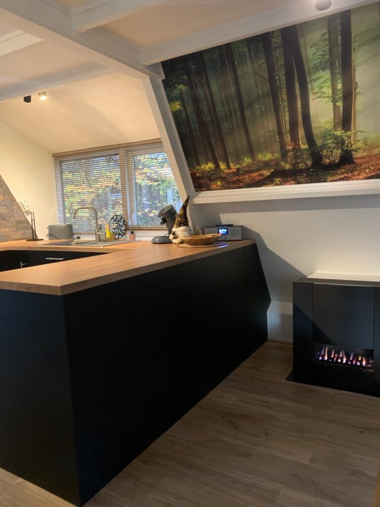 Vakantie Chalet Durbuy - Ardennen - Familie weekendje weg - Modern ingerichte keuken, combi oven, vaatwasser, koffiemachine en thee